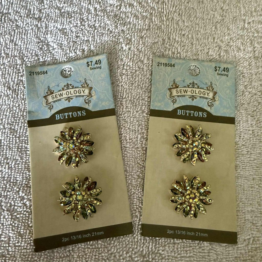 Sew-ology Buttons 2pc 13/16 21mm Gold Multi-color 2 packs